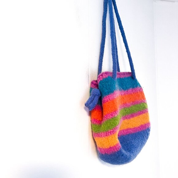 Booga Bag | Felted Wool Sunset Stripe Hobo Shoulder Bucket Artisan Bag - Picture 3 of 8